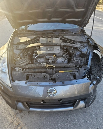 Nissan 370 Z cena 49999 przebieg: 42500, rok produkcji 2016 z Radzymin małe 79